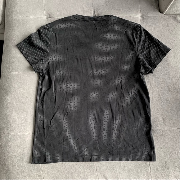 3 For $20 CALVIN KLEIN Liquid Touch Body Fit T-Shirt - Picture 4 of 5